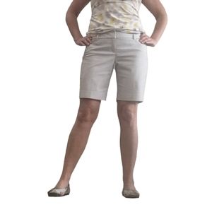 Express favorite fit seer sucker shorts size 6